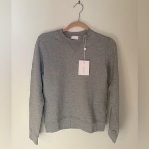 Handvaerk women’s grey sweatshirt size XSmall.